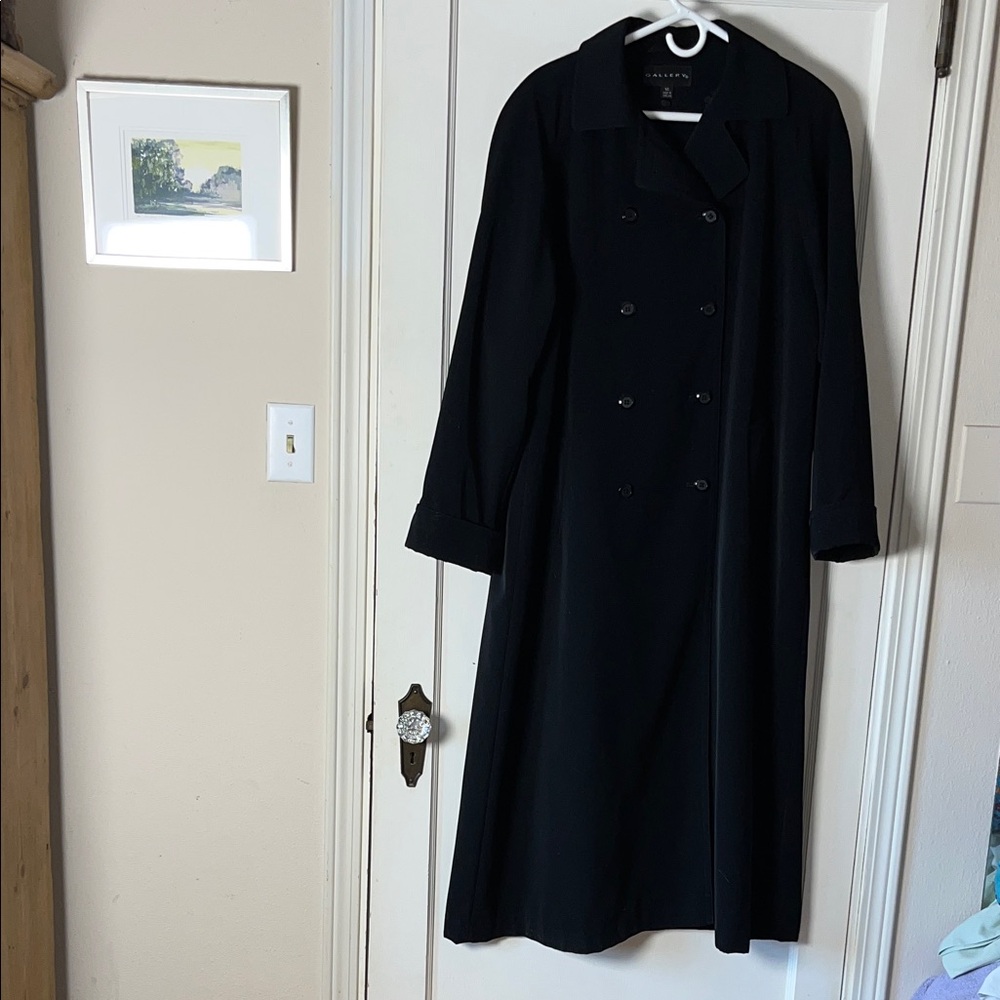 Gallery Elegant Black Trench Coat 14‎